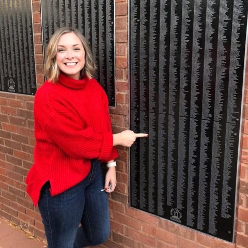 Meet your Posher, Courtney